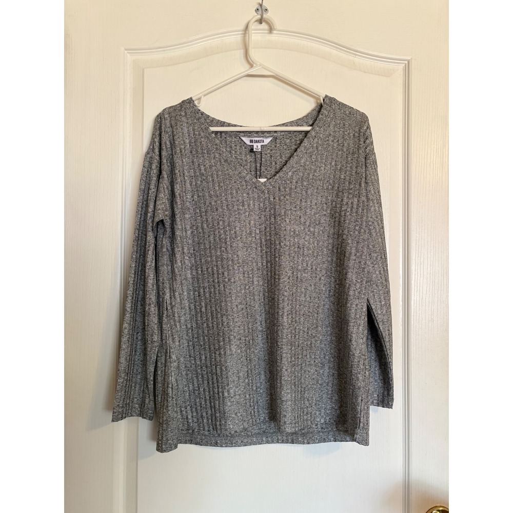BB Dakota V-Neck Top Women S Grey New Ribbed Knit Long Sleeve Sparkle